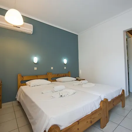 International 2* Cos